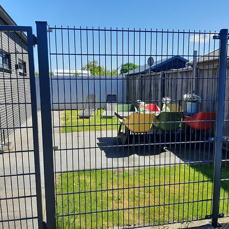 Villa 2 Huizen Naast Elkaar Honden Welkom Omheinde Tuin Sauna Buitenbad 10 Personen